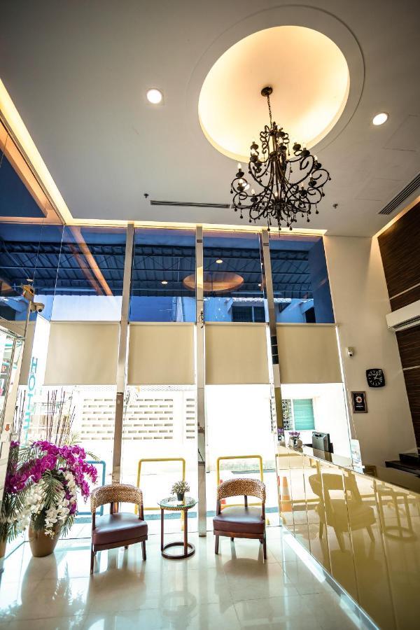 Pp Hotel By Moxy จอร์จทาวน์ ภายนอก รูปภาพ